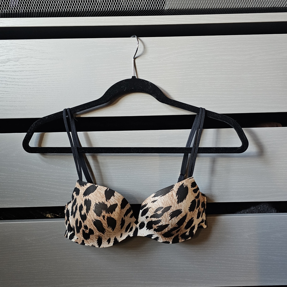 Victoria's Secret 36b Leopard Print Bra